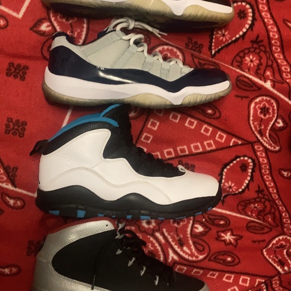 Selling all these 1 sided retro Jordan shoes. - Picture 5 of 5